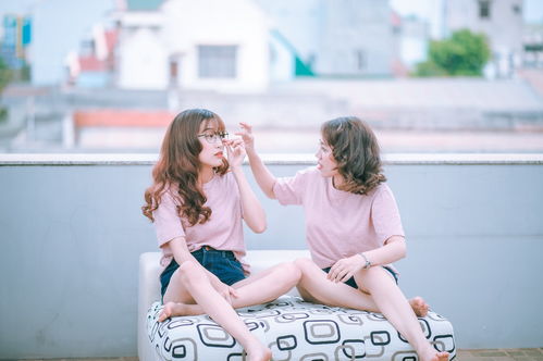 What is the meaning of Female Numerology's Hurtful Officials through the stem (Female Numerology has two Hurtful Officials in the Heavenly Stem)