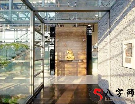 Feng Shui taboos for office unit doors
