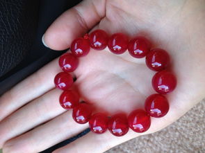 Is it good for Horse to wear red agate?
